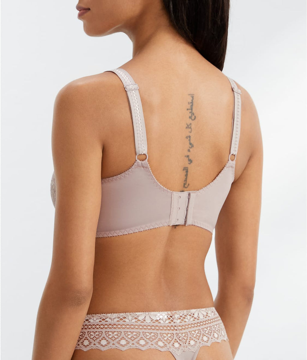 Cassiopee Seamless Full Cup Bra