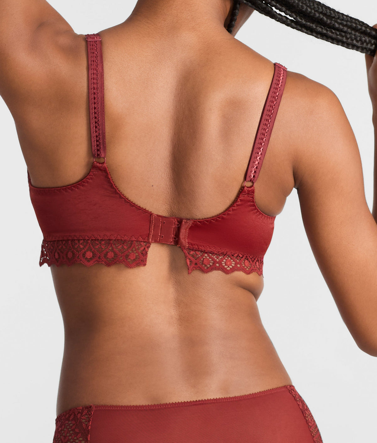 Cassiopee Seamless Plunge Bra