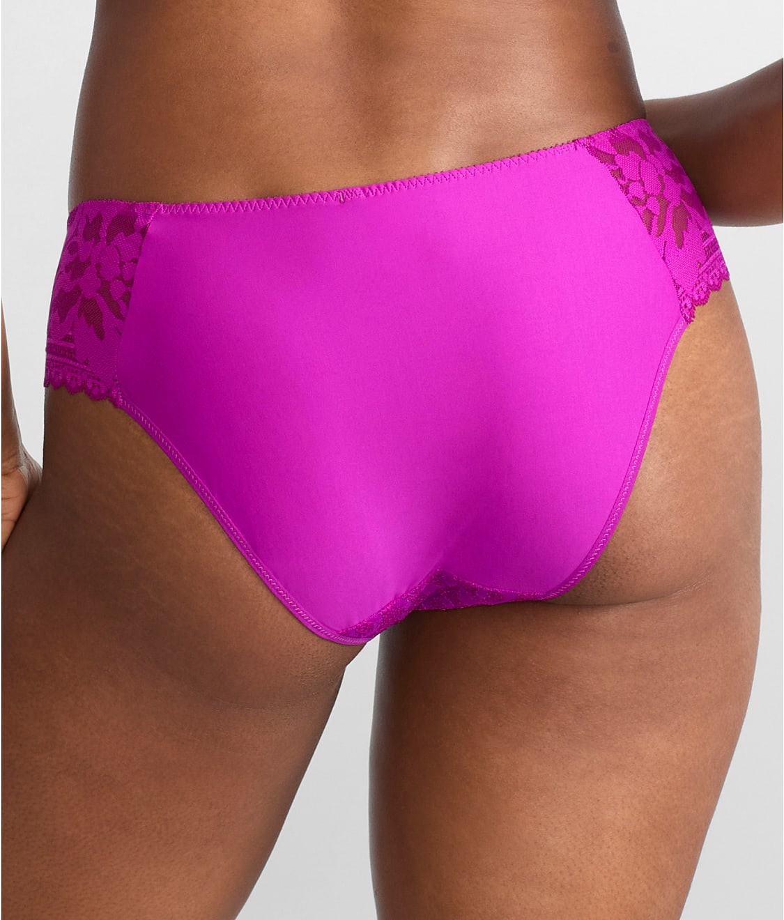 Leia Brief