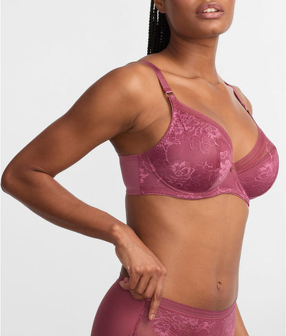 Fusion Lace Padded Plunge Bra