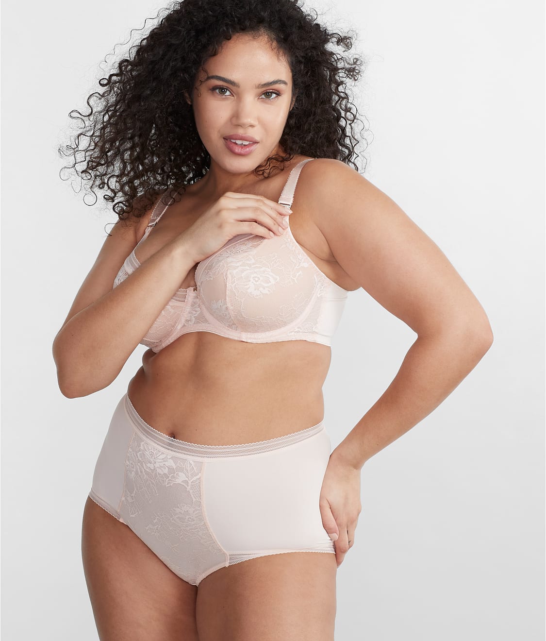 Fusion Lace Padded Plunge Bra