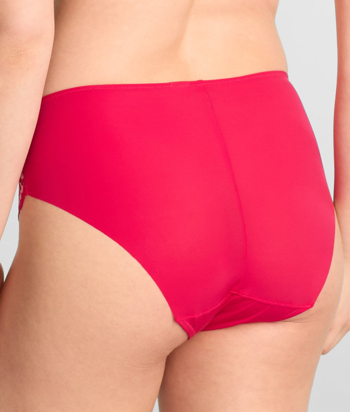 Emmaline Brief