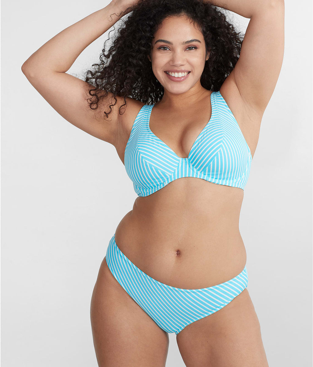 Jewel Cove Ruffled Bikini Top