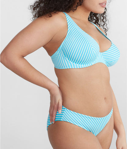 Jewel Cove Ruffled Bikini Top