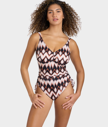 Sabana V-Neck Underwire One-Piece Swimsuit