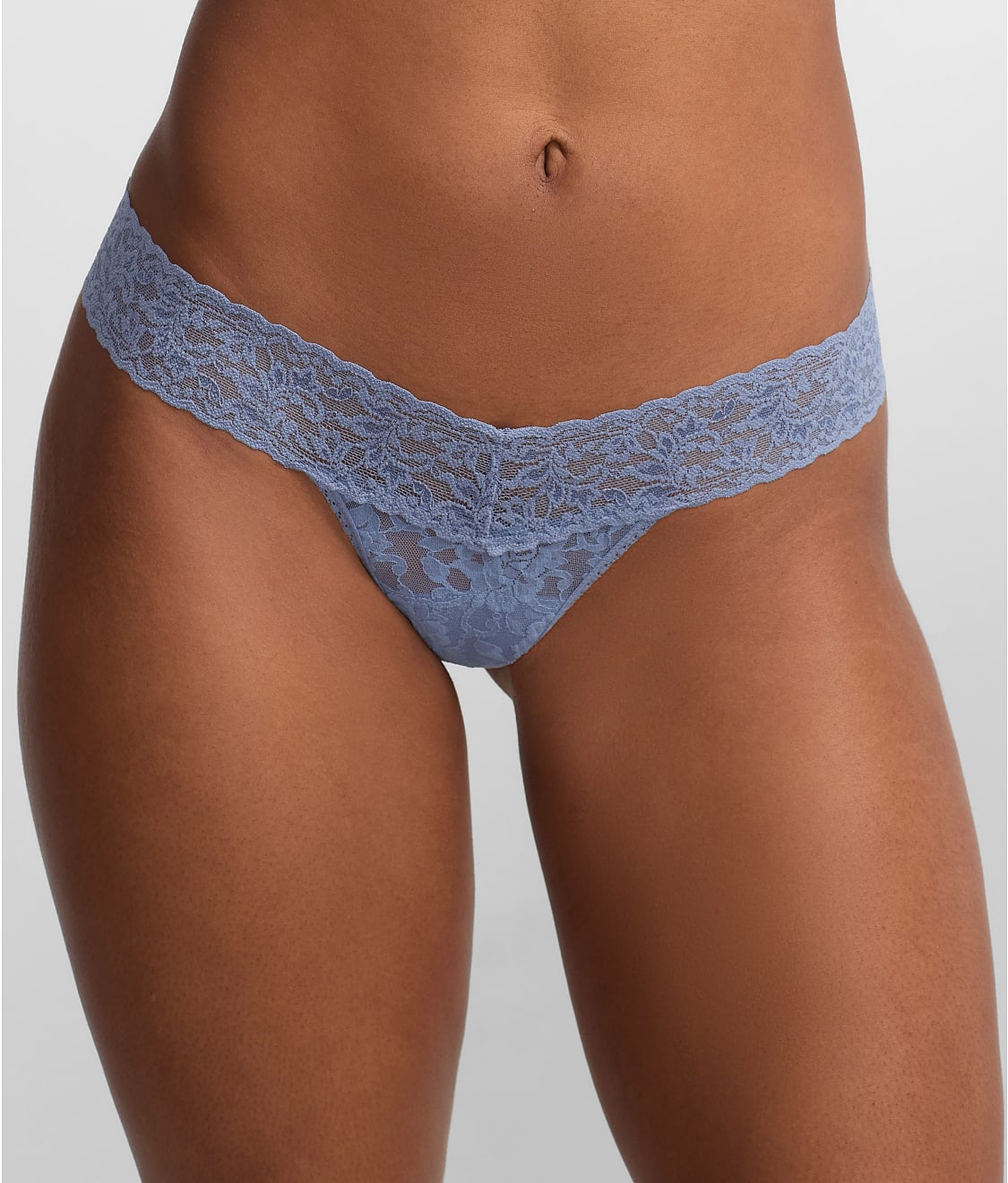 Signature Lace Low Rise Thong
