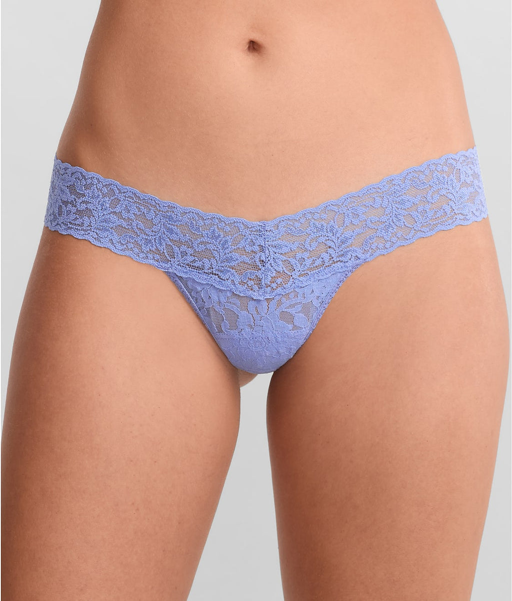 Signature Lace Low Rise Thong