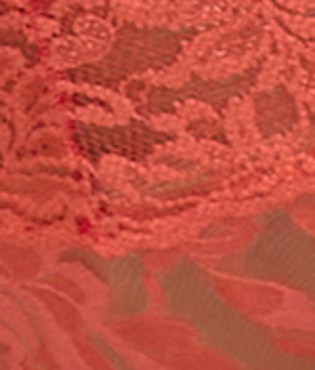 Signature Lace Low Rise Thong