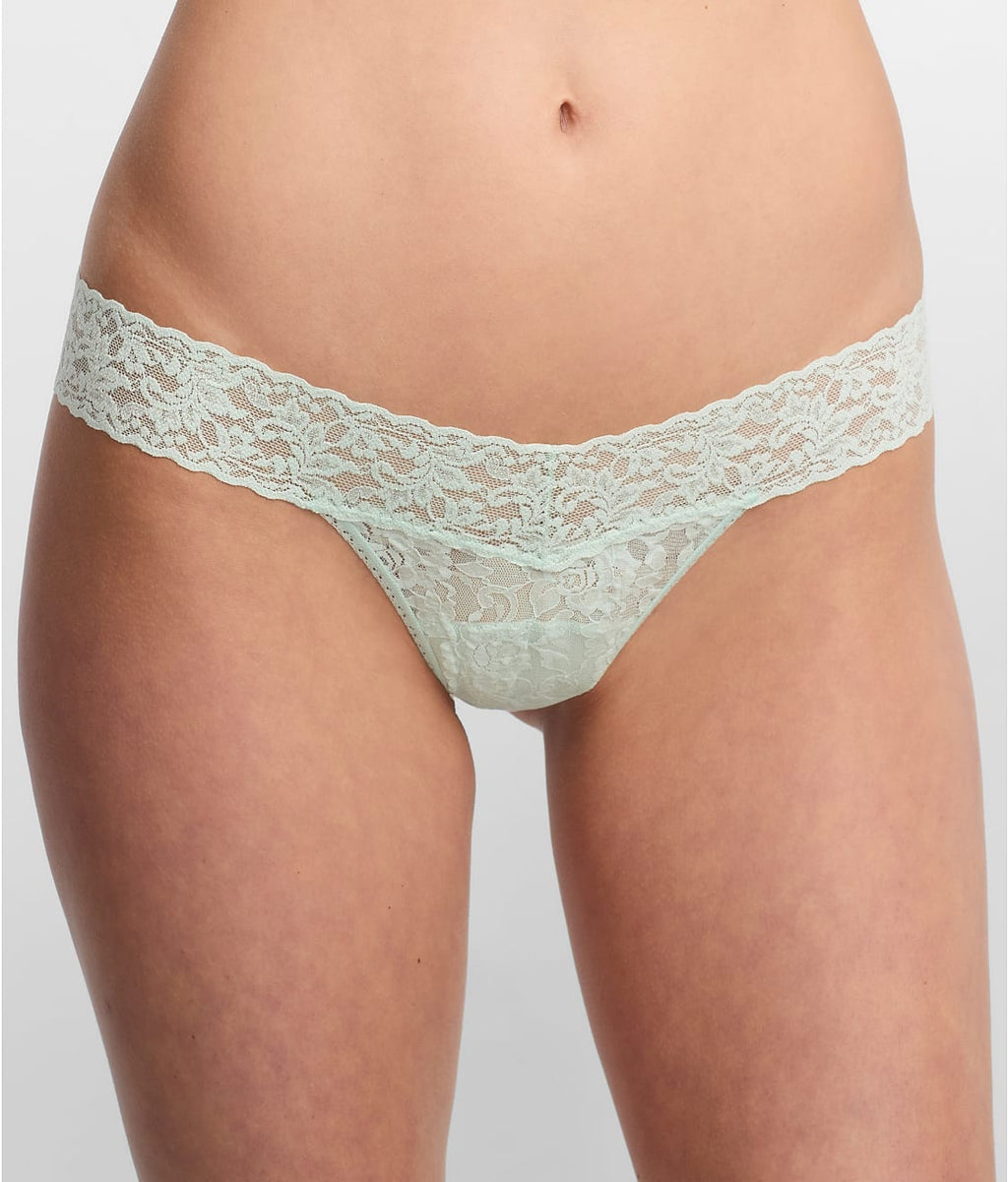 Signature Lace Low Rise Thong