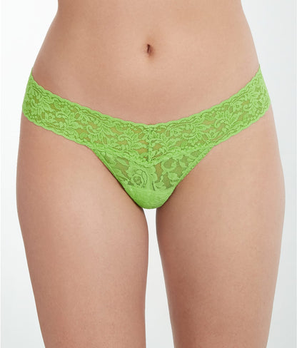 Signature Lace Low Rise Thong