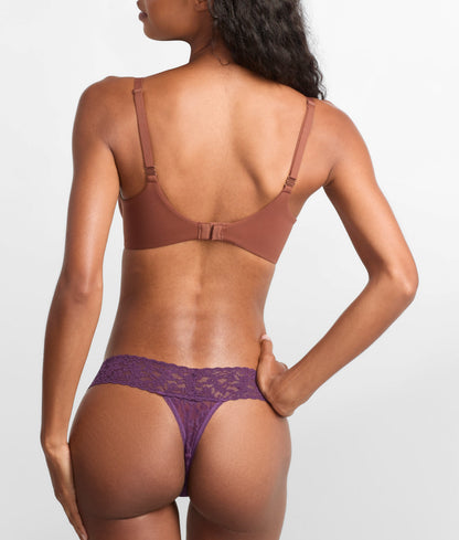Signature Lace Low Rise Thong