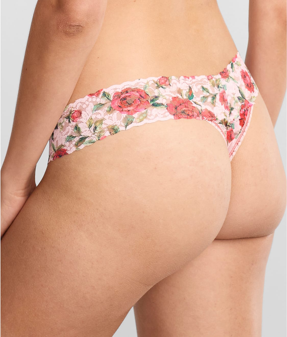 Signature Lace Low Rise Printed Thong
