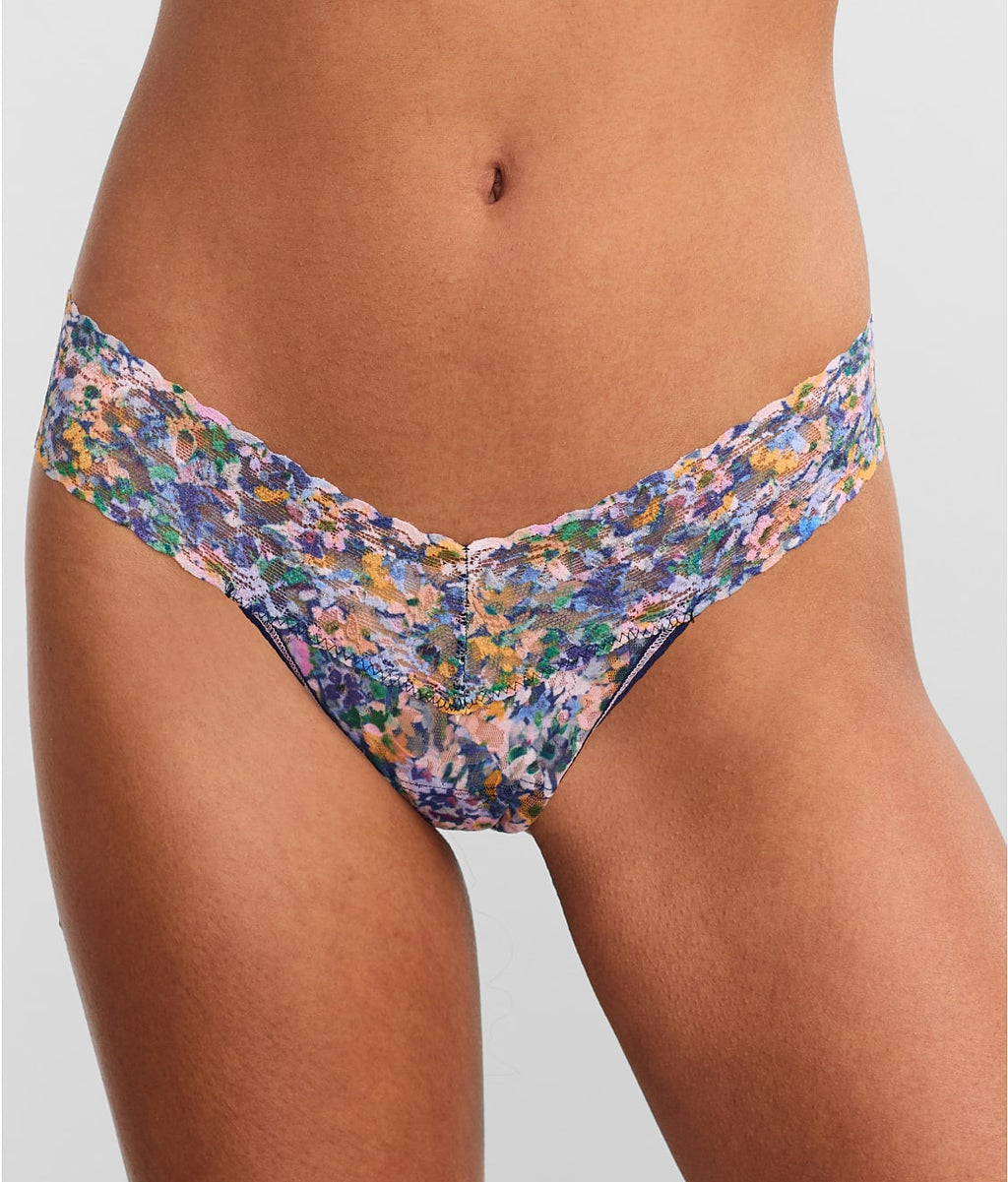 Signature Lace Low Rise Printed Thong