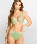 Ana Lacey Full Brief