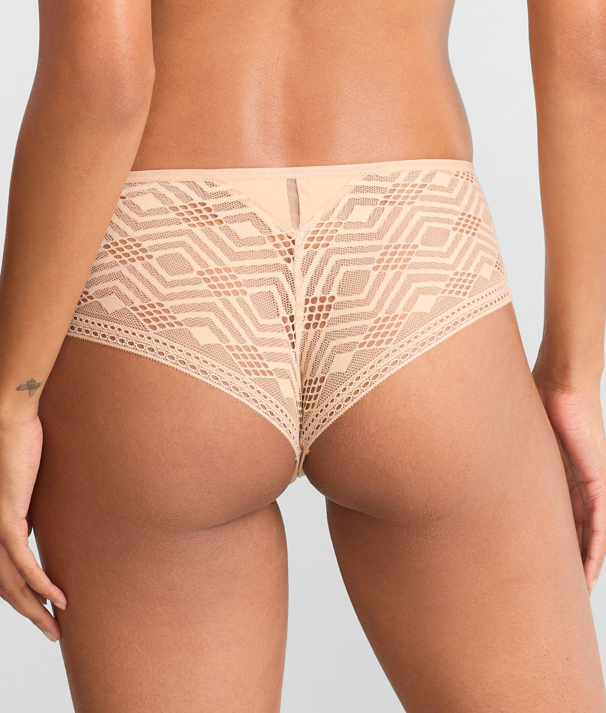 Ondine Shorty