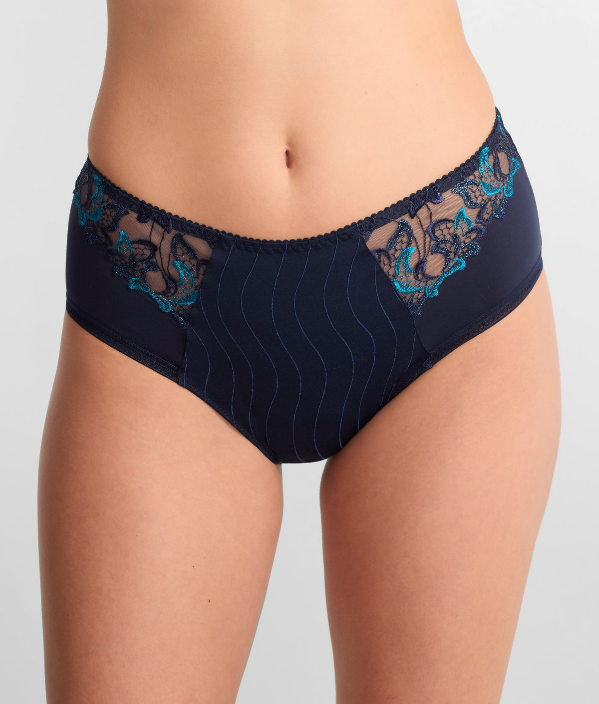 Deauville Brief