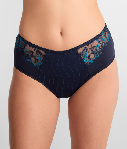 Deauville Brief