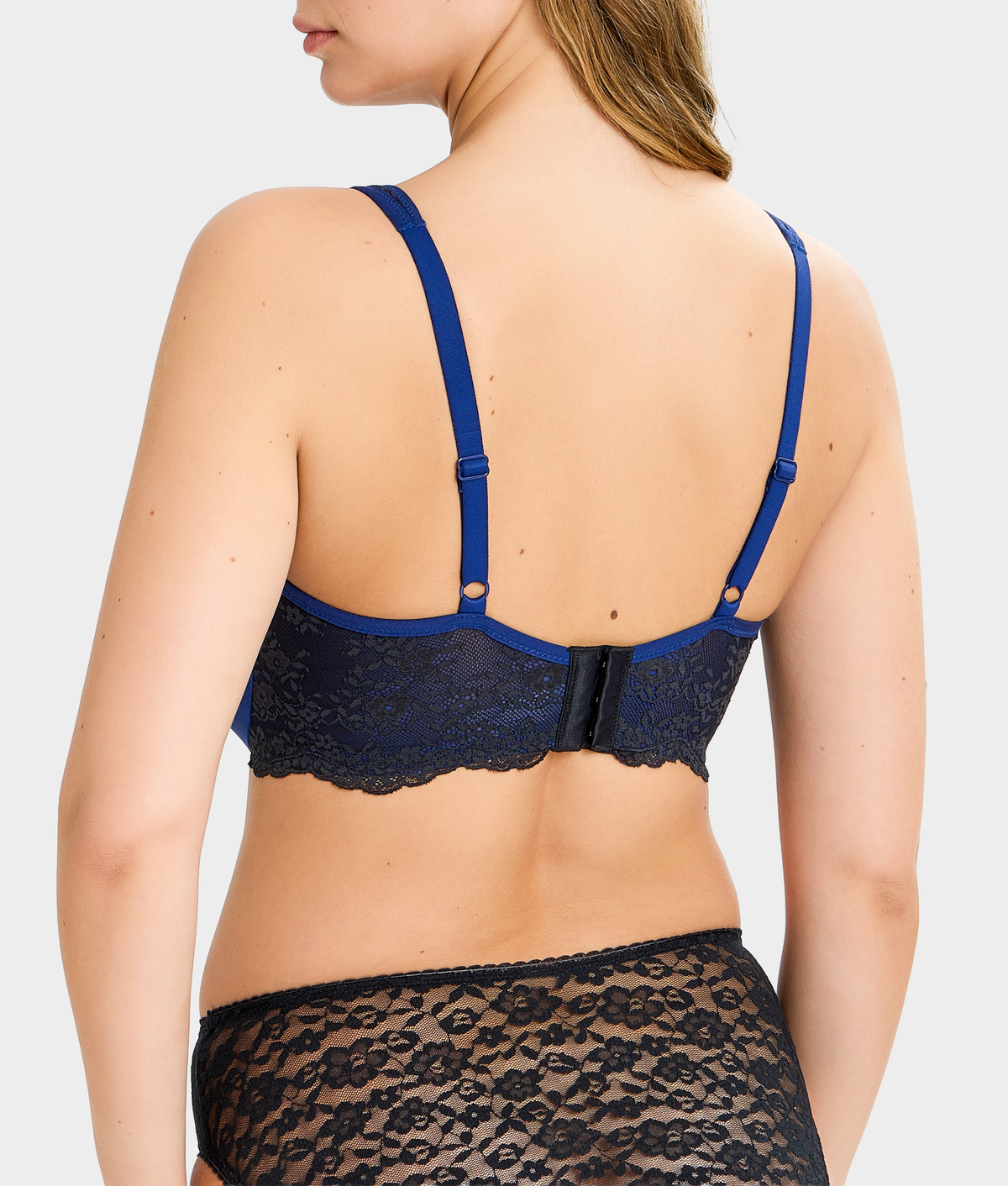 Everyday Essential Full-Coverage Minimizer Bra