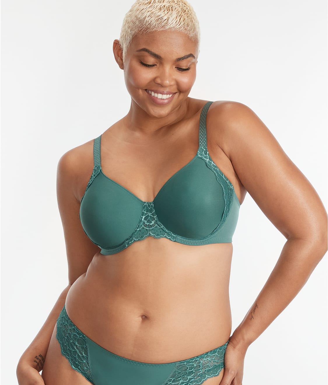 Caresse Minimizer Bra