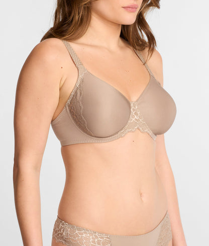 Caresse Minimizer Bra