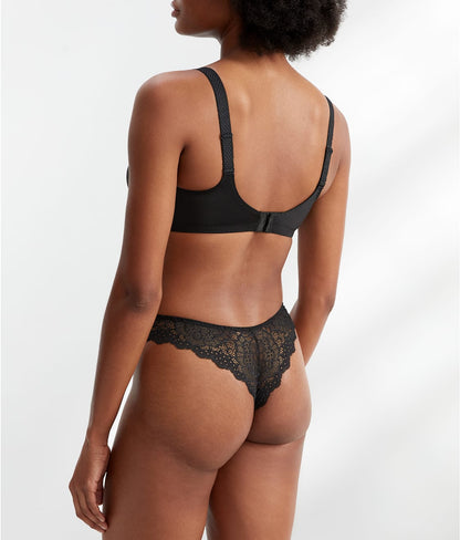 Caresse Tanga