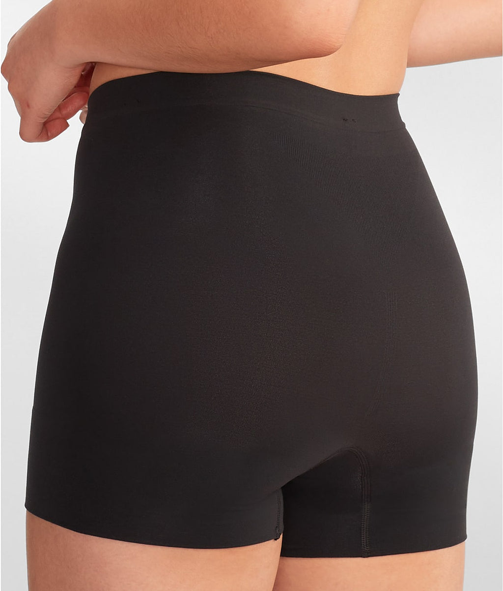 Everyday Seamless Shorty