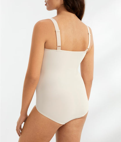Visual Effects Minimizing Medium Control Bodysuit