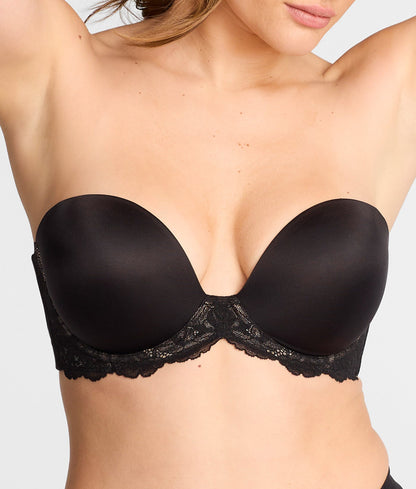 Self-Assured Push-Up Strapless Bra