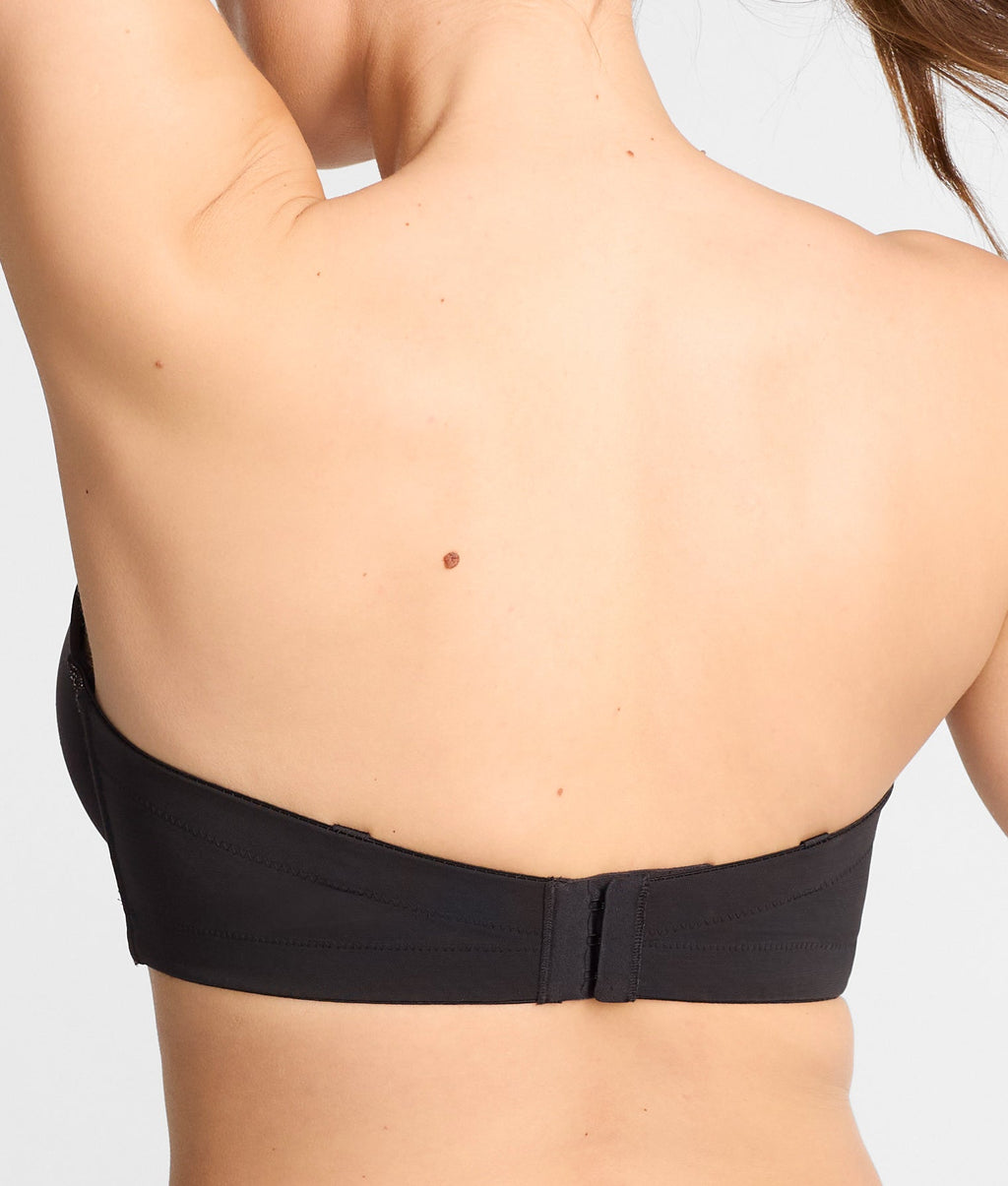 Self-Assured Push-Up Strapless Bra