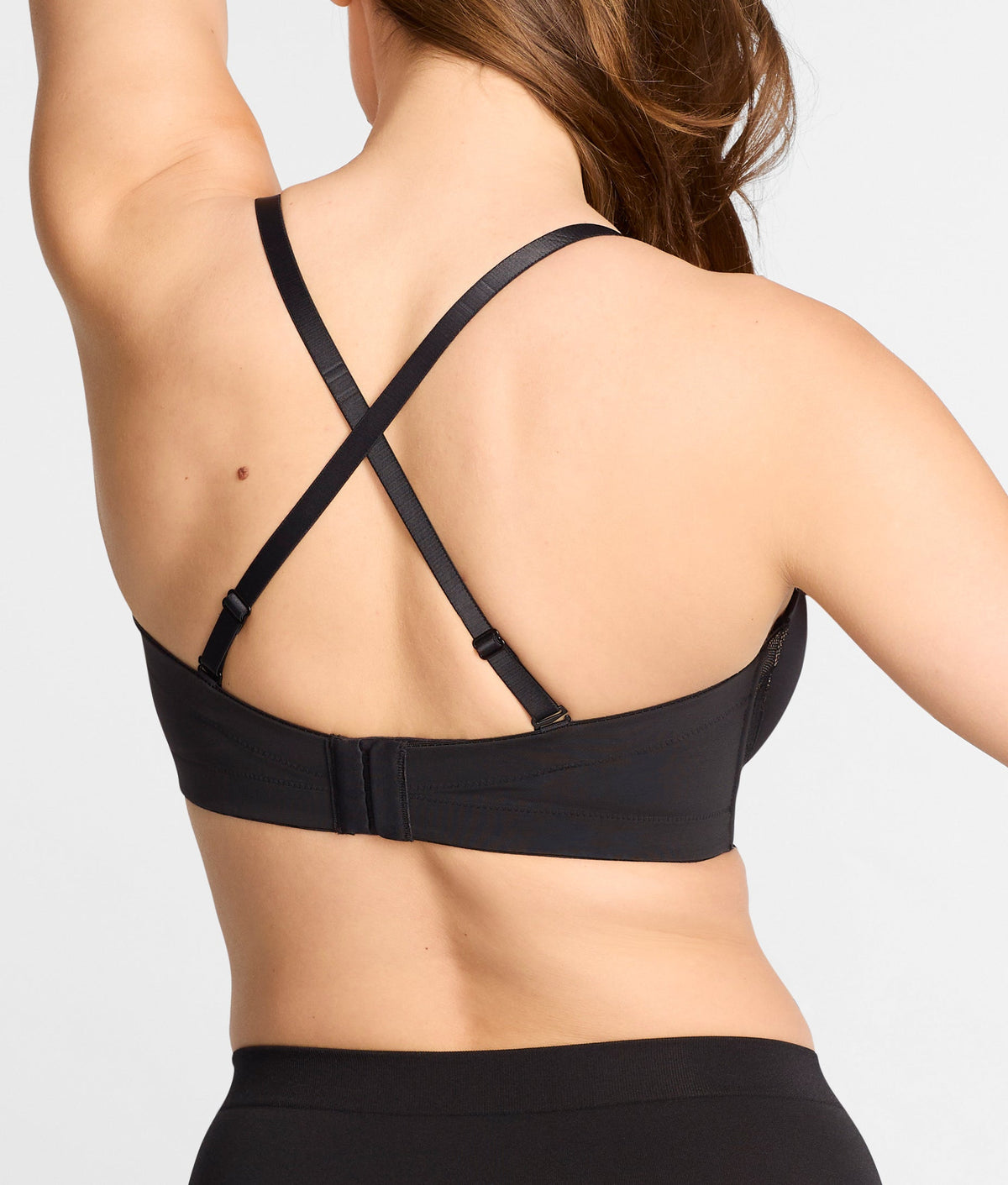 Self-Assured Push-Up Strapless Bra
