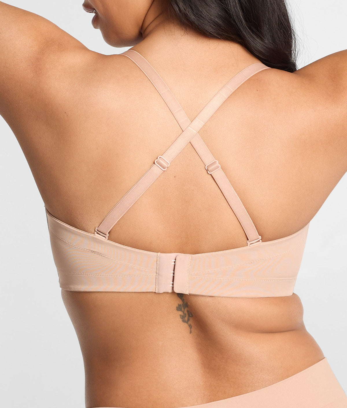Self-Assured Push-Up Strapless Bra