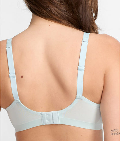 Shape Revelation Uneven Bra