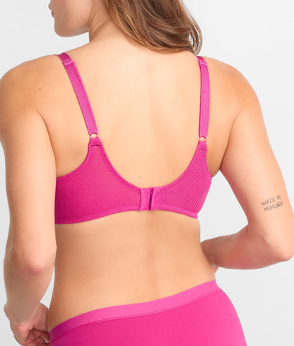 Visual Effects Minimizer Bra