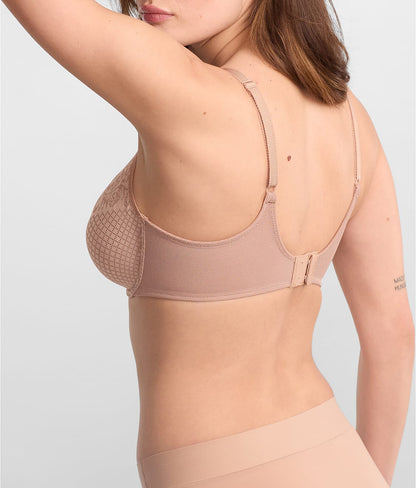 Visual Effects Minimizer Bra