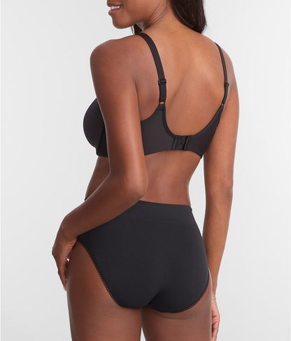 Feeling Flexible Hi-Cut Brief