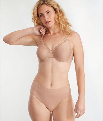 Feeling Flexible Hi-Cut Brief